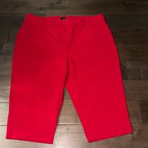 Penningtons savvy fit - red Capri size 24 pull on